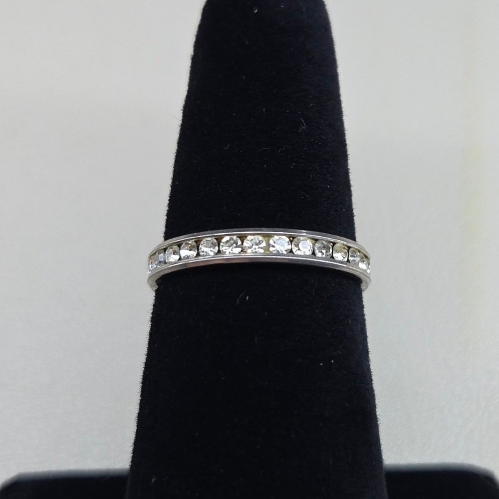 Silver Tone Crystal Eternity Band Ring Size 7.25 Channel Set Stacking Ring‎